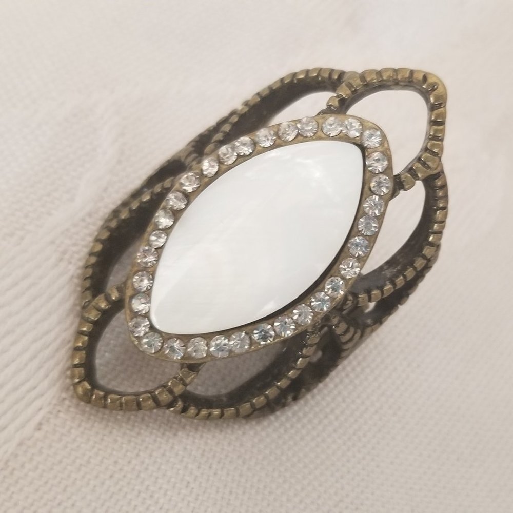Cookie Lee Shell & Crystal Ring